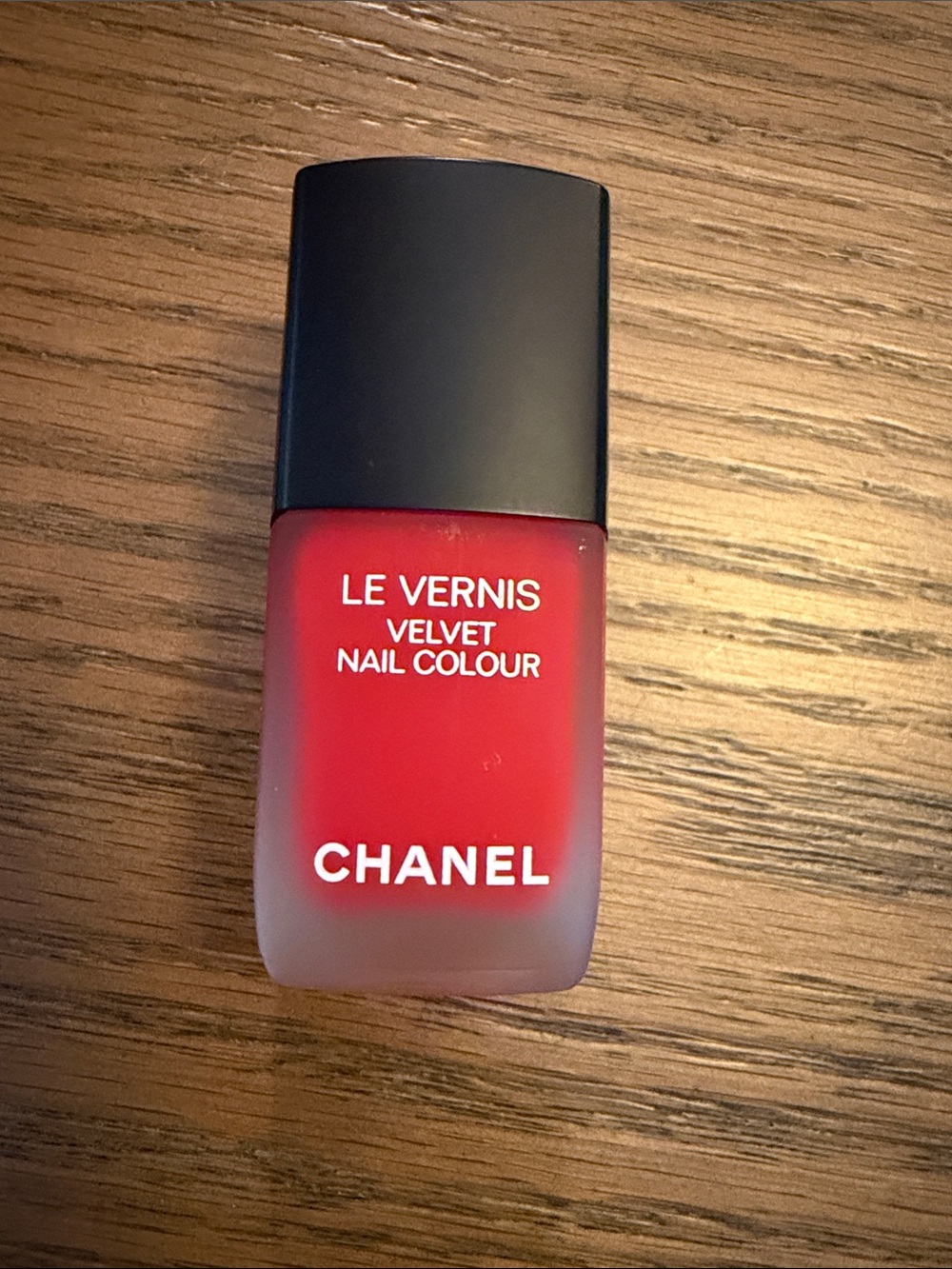 Chanel Velvet Nail Color 636 Ultime Red Matte